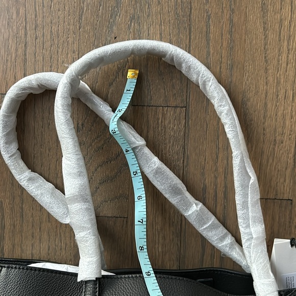 Alexander McQueen Leather Tote - Picture 13 of 14